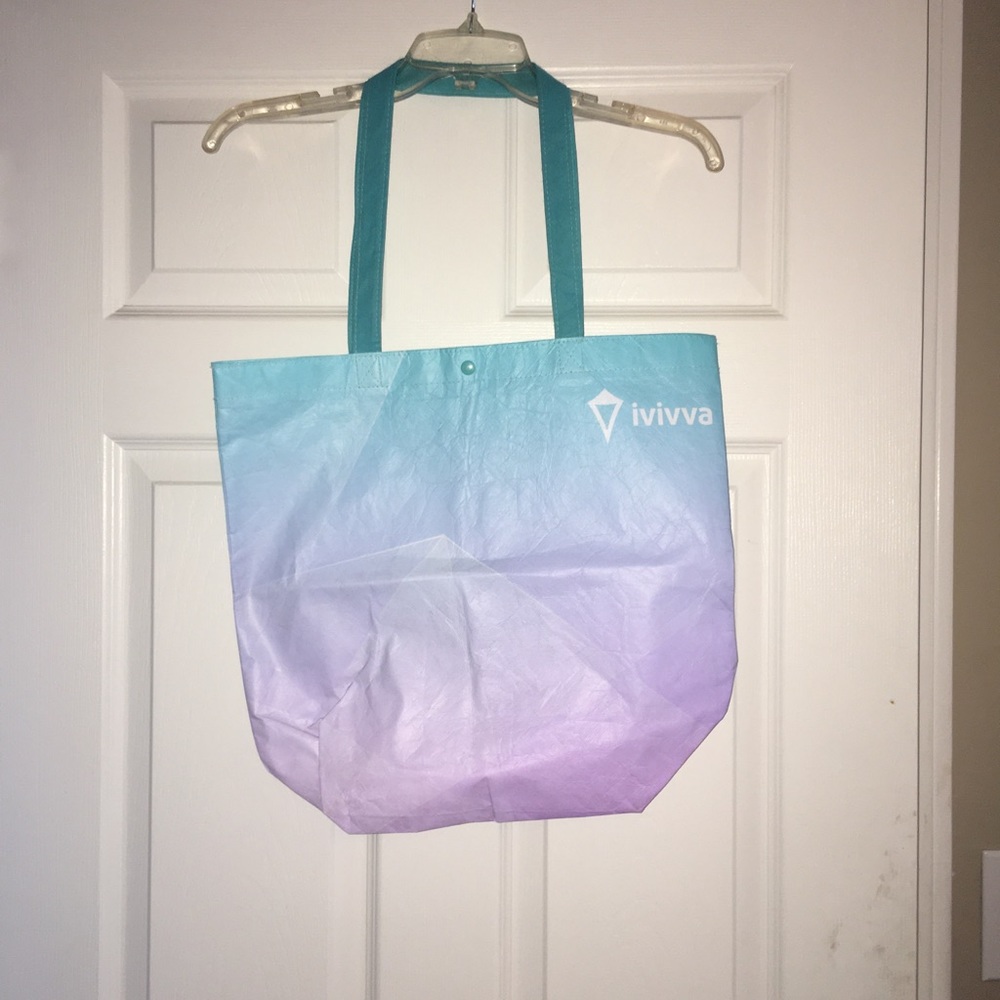 Ivivva tote bag